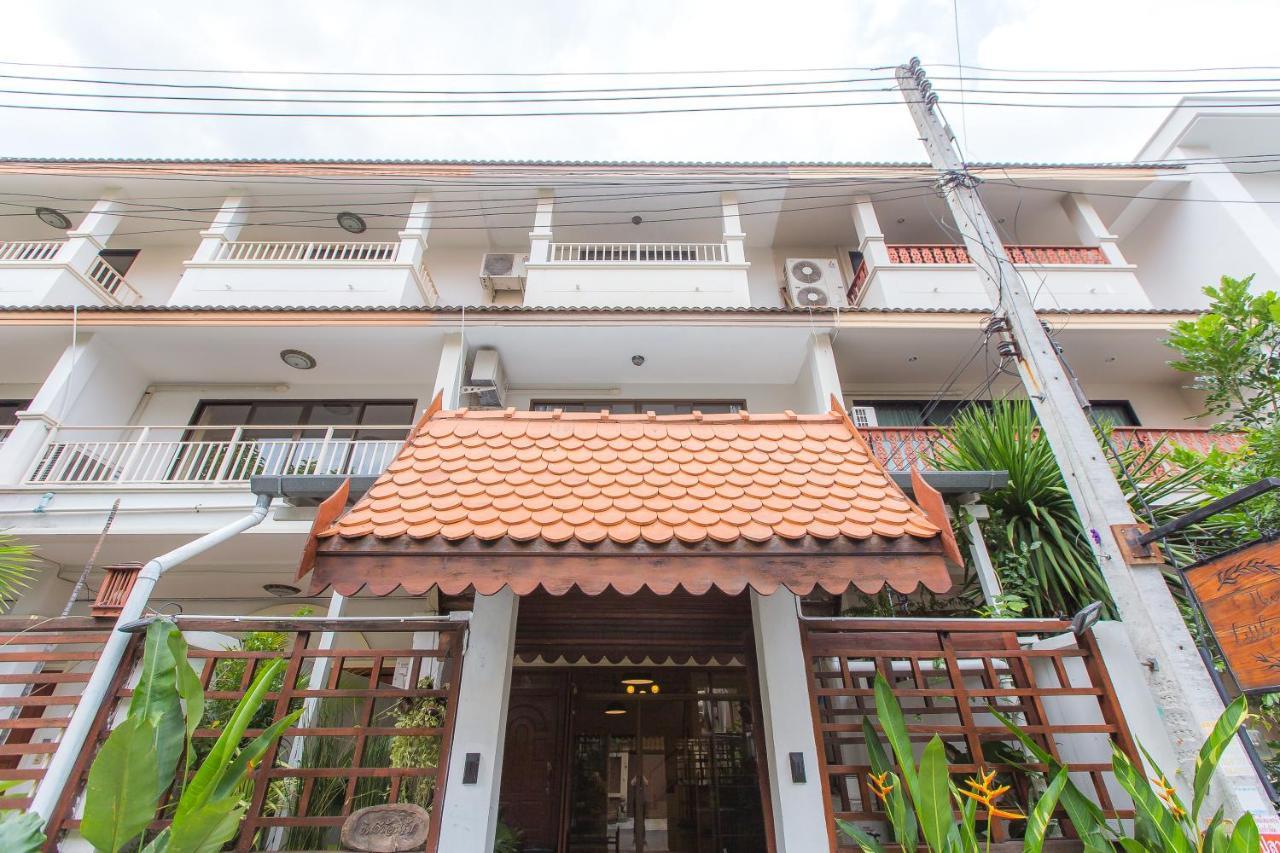Hotel The Little Siri Chiang Mai Exterior foto